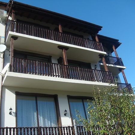 Family Hotel And Restaurant Plamena Oreshak  Exterior foto